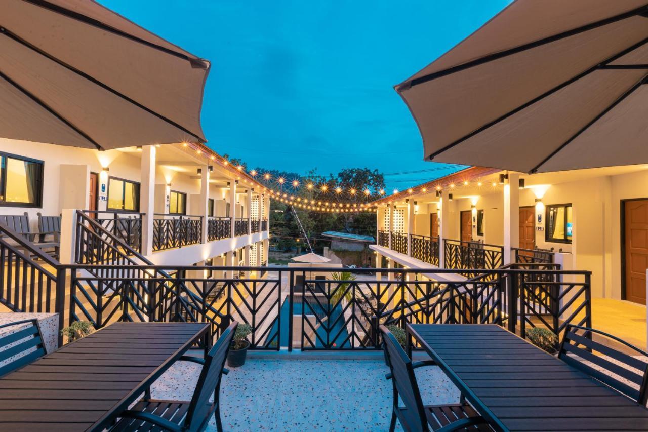 The Chu'S Boutique Hotel Khao Lak Bagian luar foto